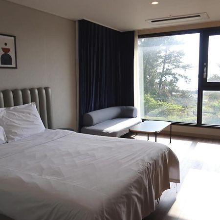 Hotel Seogwipean Szogüpho Kültér fotó