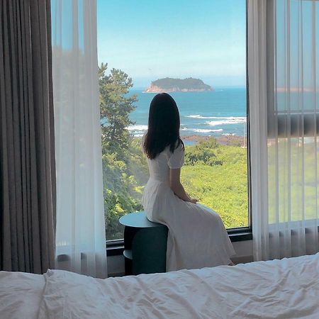 Hotel Seogwipean Szogüpho Kültér fotó