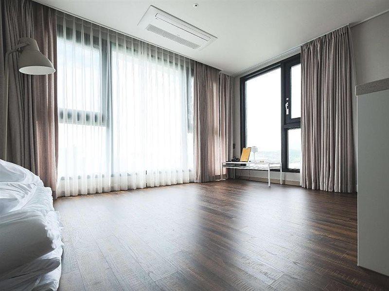 Hotel Seogwipean Szogüpho Kültér fotó