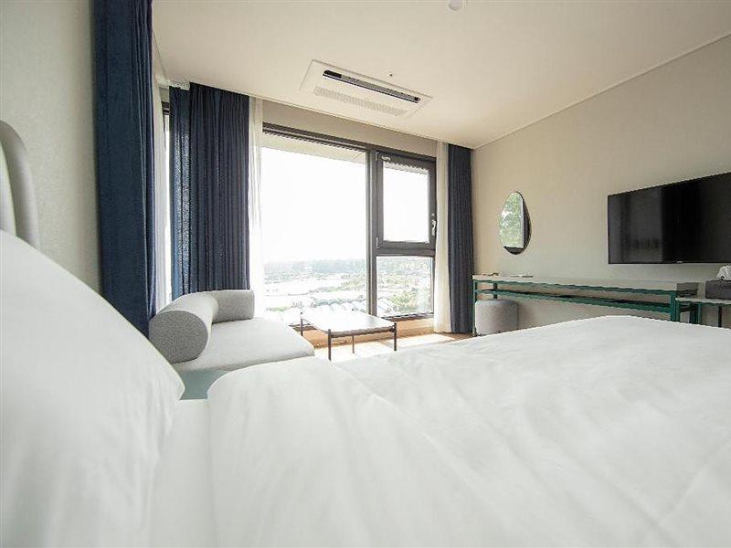 Hotel Seogwipean Szogüpho Kültér fotó