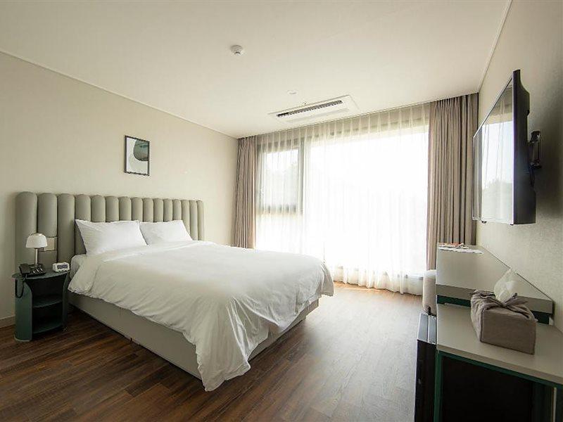 Hotel Seogwipean Szogüpho Kültér fotó