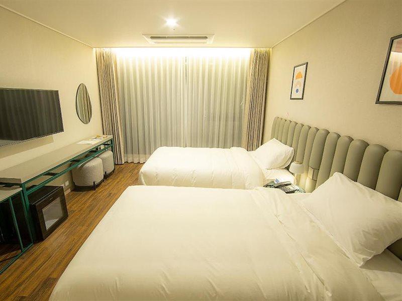 Hotel Seogwipean Szogüpho Kültér fotó