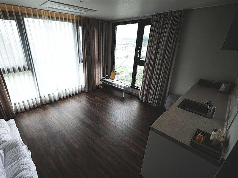 Hotel Seogwipean Szogüpho Kültér fotó