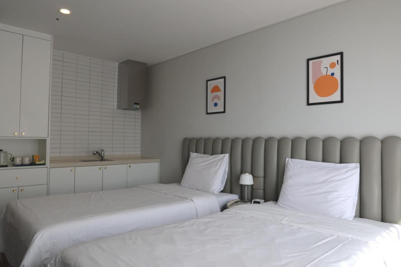Hotel Seogwipean Szogüpho Kültér fotó