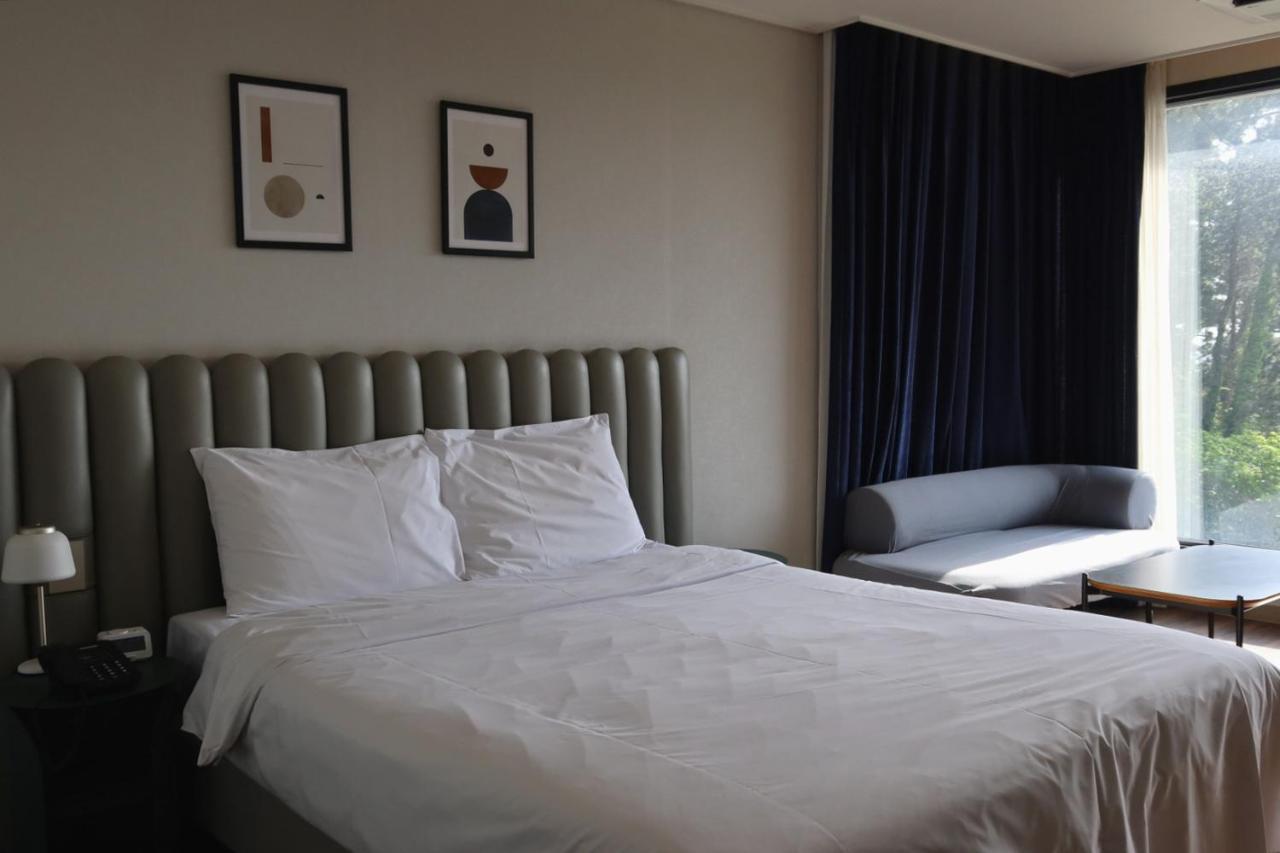 Hotel Seogwipean Szogüpho Kültér fotó