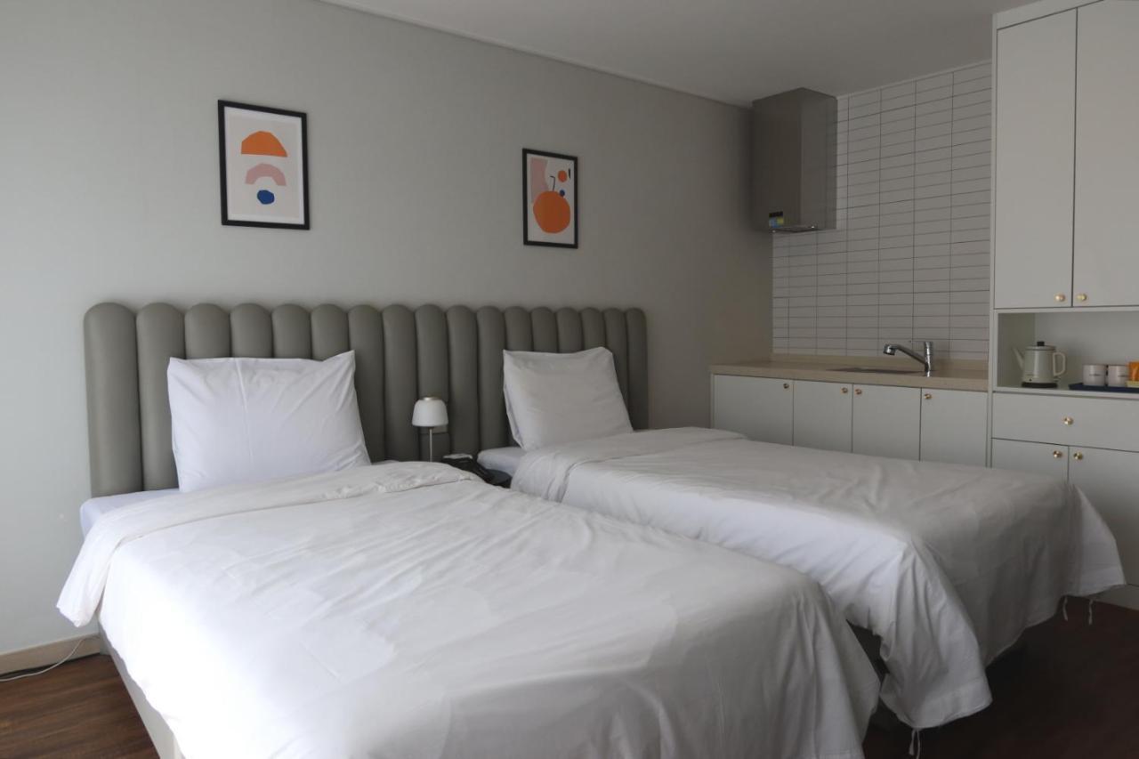 Hotel Seogwipean Szogüpho Kültér fotó