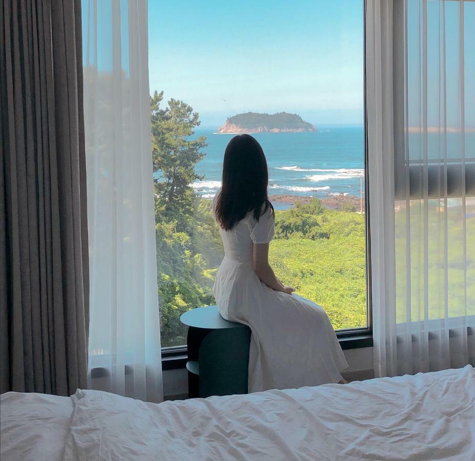 Hotel Seogwipean Szogüpho Kültér fotó